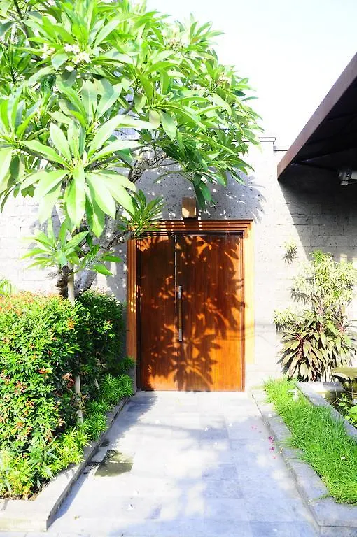 Puri Mesari Suites Denpasar  Villa Denpasar (Bali)